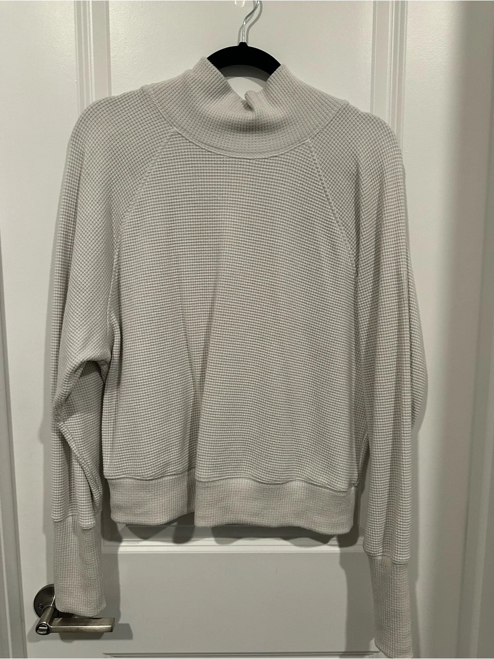 ALO Yoga Cream Waffle Knit Turtleneck Sweater